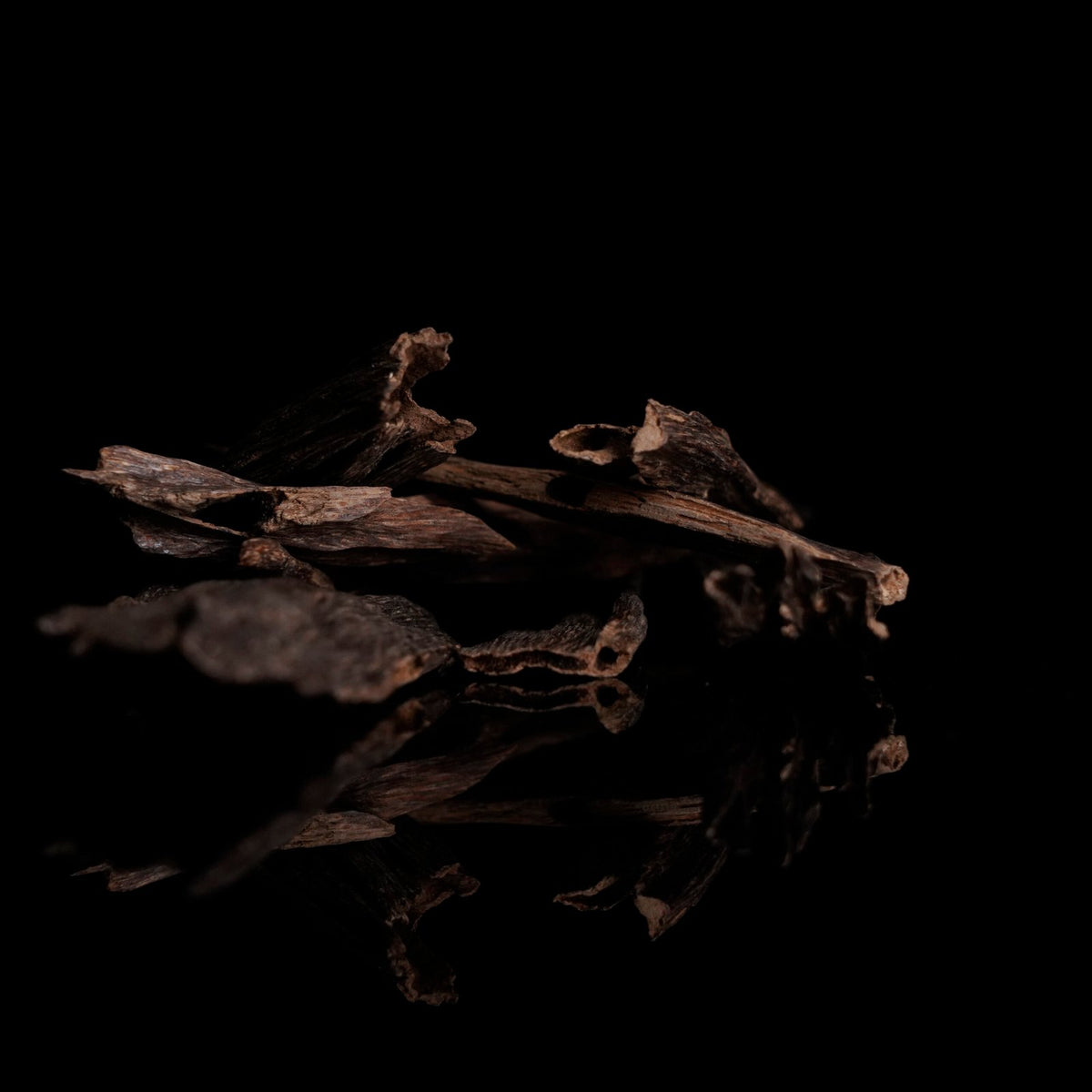 Oud Hindi Double Super - 12g (Tola)