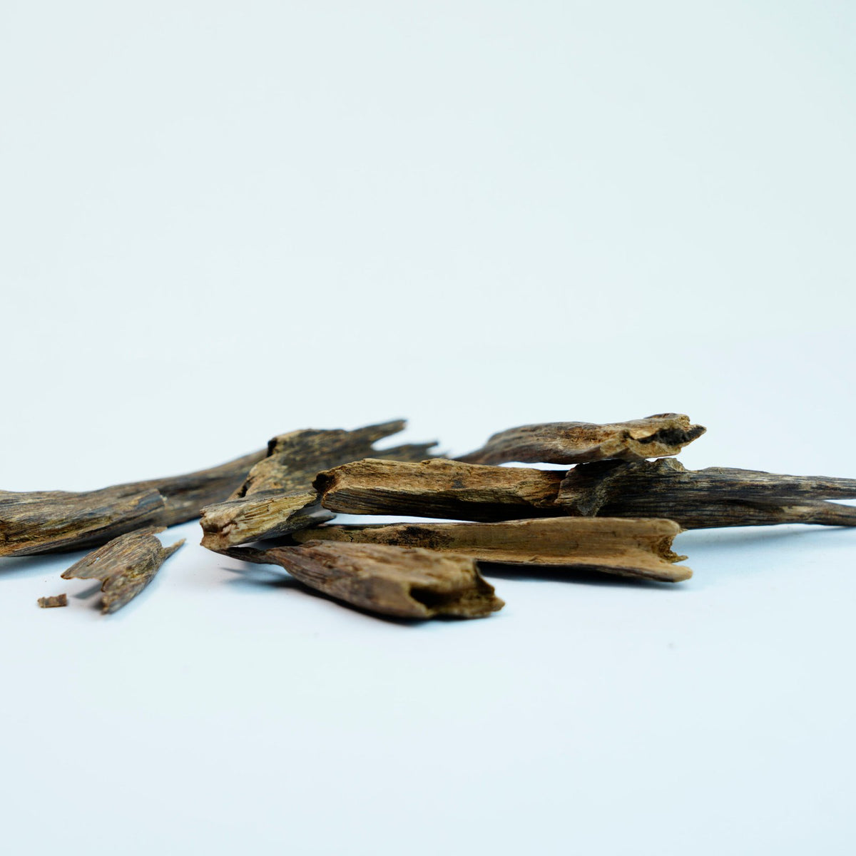 Oud Hindi Double Super - 12g (Tola)
