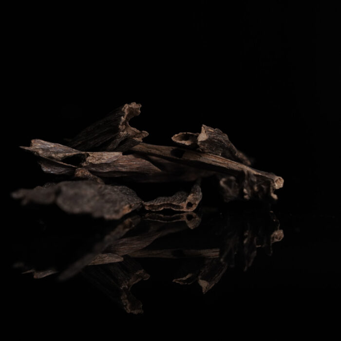 OUD HINDI DOUBLE SUPER Oud Hindi Double Super - 12g (One Tola) - Image 1